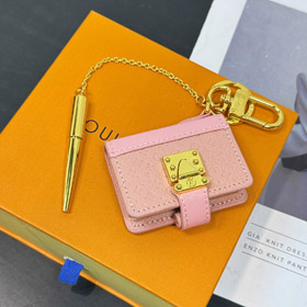 Louis Vuitton LV Mini Notebook Keychain-3522